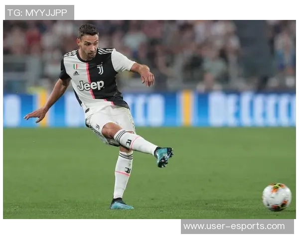 尤文图斯冬季转会窗目标锁定右后卫并希望若昂马里奥能顺利离队